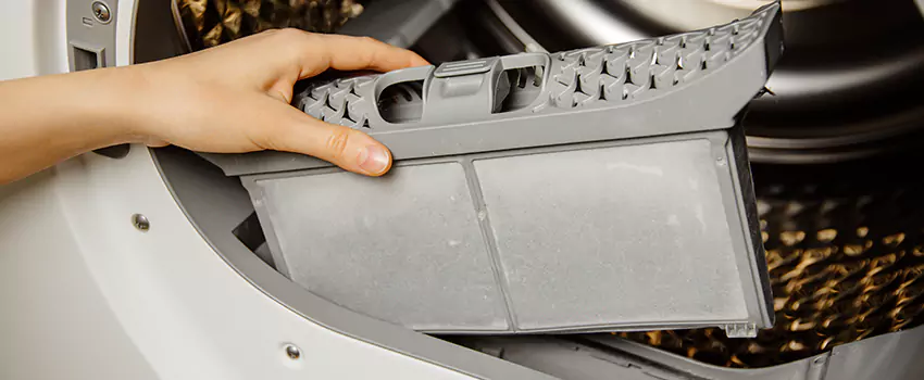 Signs Of A Clogged Dryer Lint Trap in Lockport, Illinois